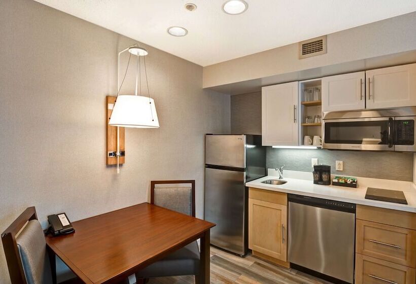 Люкс, Homewood Suites By Hilton Windsor Locks Hartford