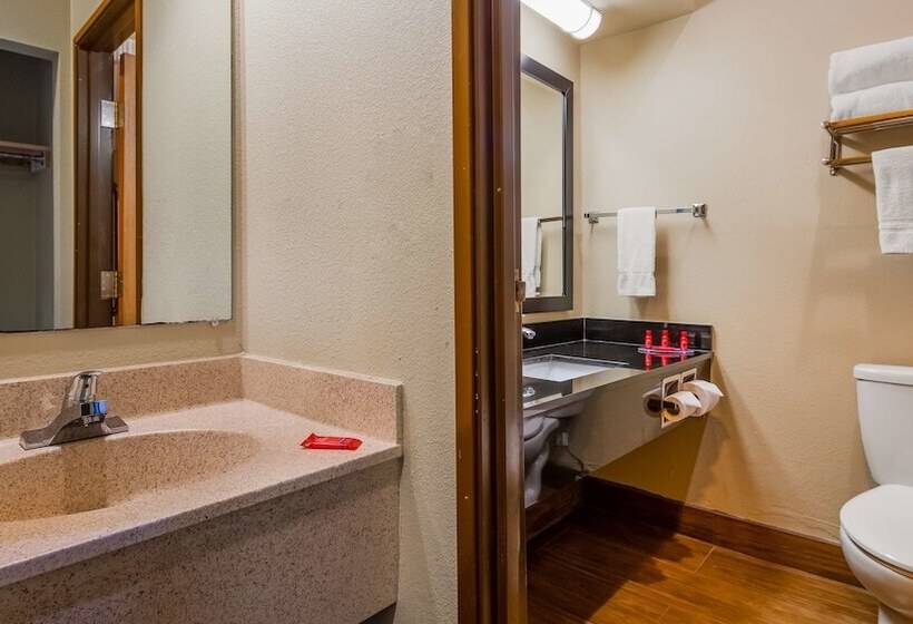 Номер Стандарт, Surestay Plus Hotel By Best Western Blue Springs