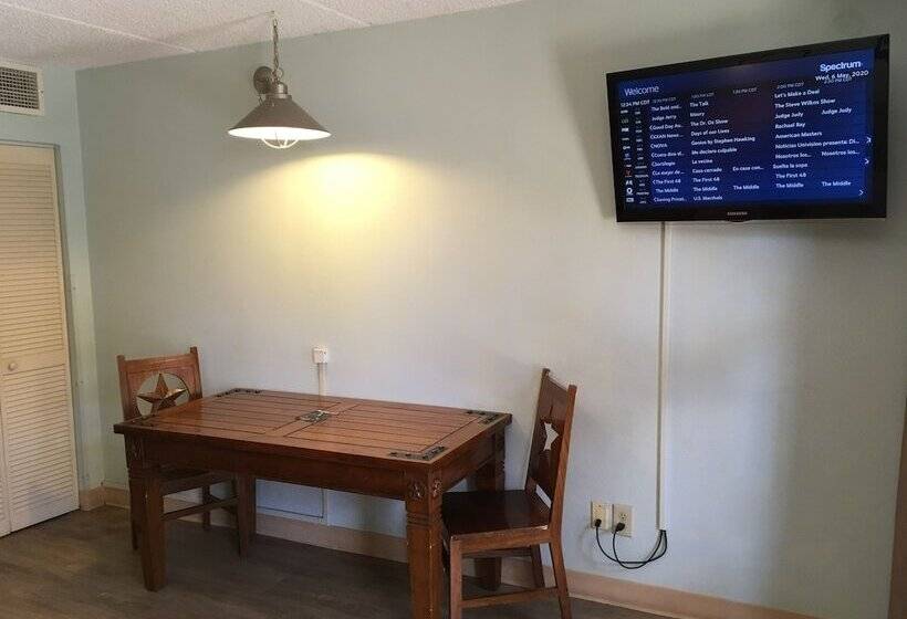 スイート, Wyndham Garden Hotel Austin