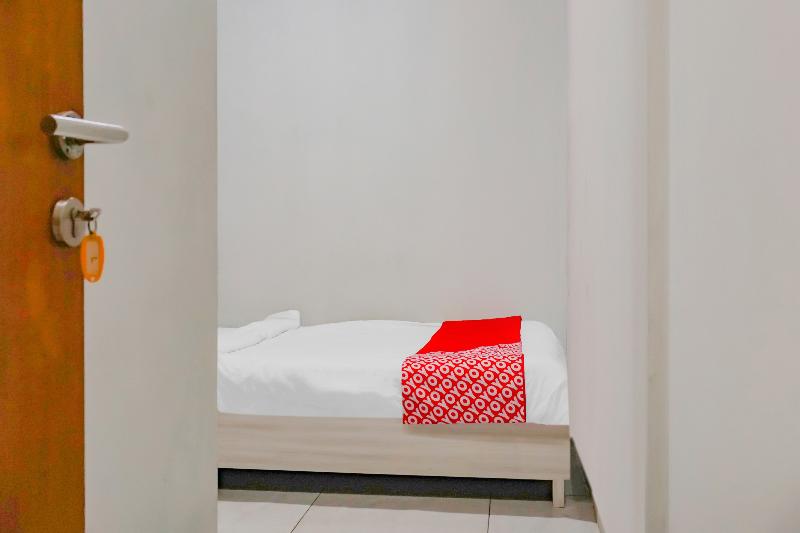 スタンダードルーム, Reddoorz @ Limo Depok