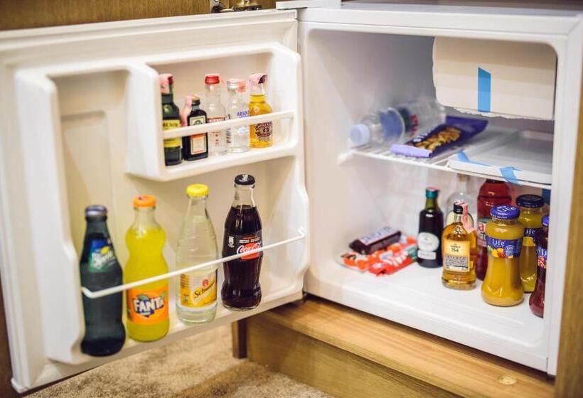 اتاق لوکس, Amor