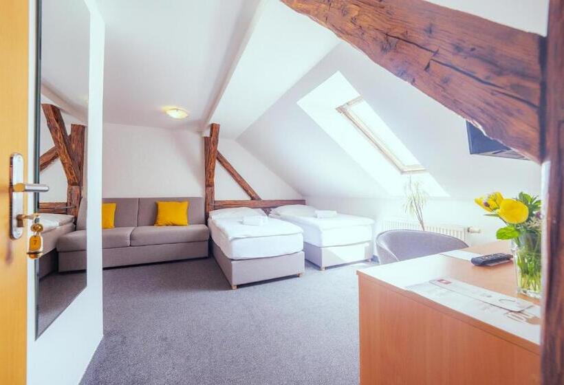 חדר סטנדרט, Národní Dům Podbořany