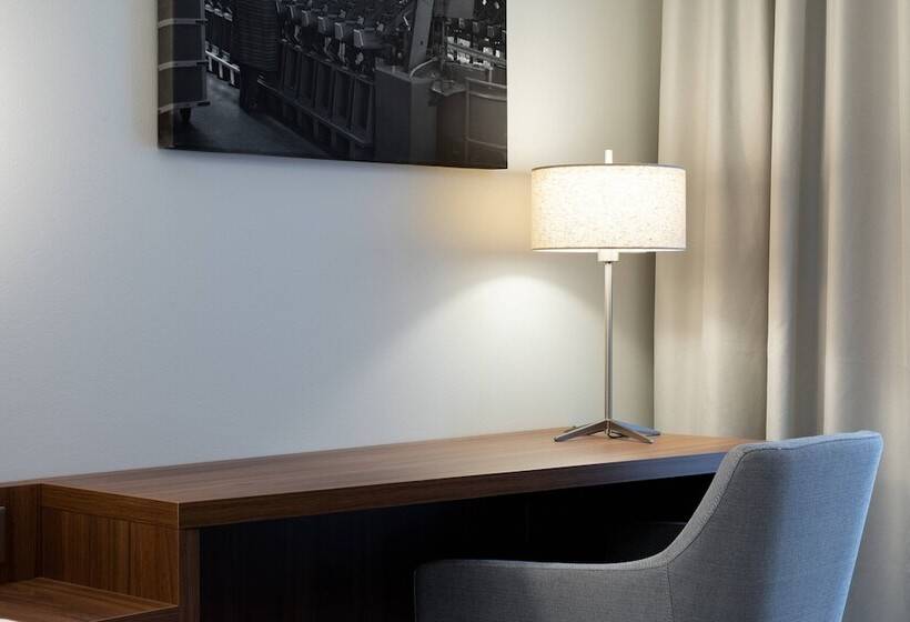 اتاق استاندارد, Courtyard Tampere City