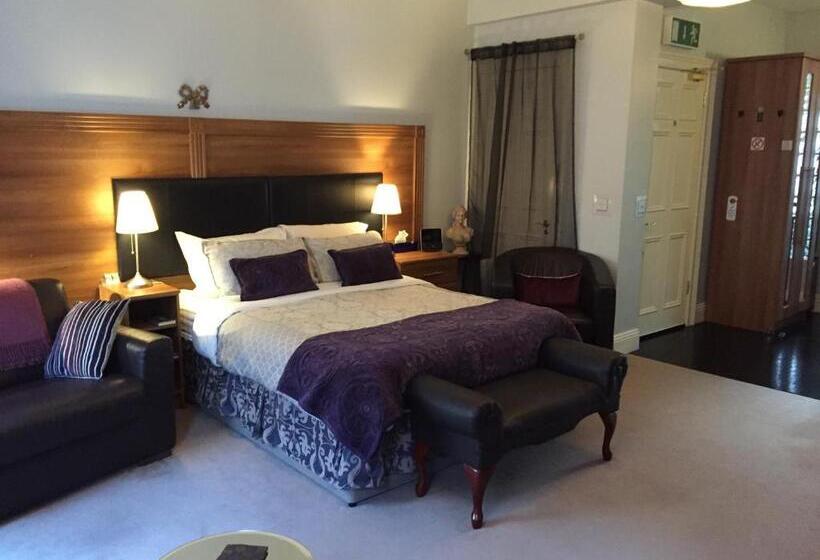 스위트, The Merchant House