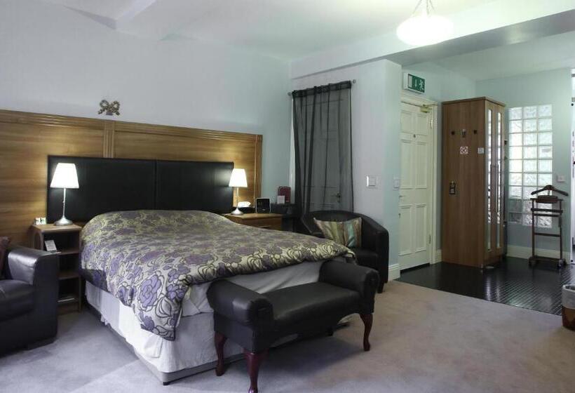 스위트, The Merchant House