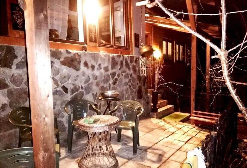 Апартаменты Комфорт 1 Спальня, Leyla Guesthouse Castel