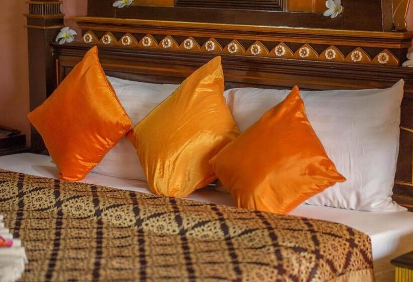 جناح مطلّ علي حمام السباحة, Ayodhaya Palace Beach Resort   Sha Plus Certified