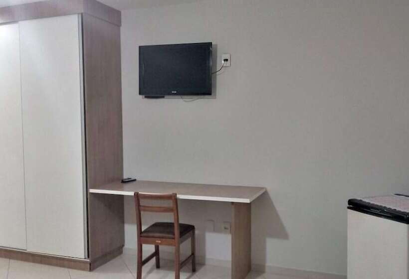 חדר סופריור לשלושה, Canaã Express