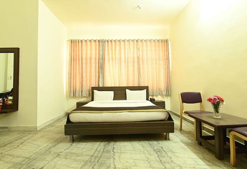 Quarto Deluxe, Rajshree Resort
