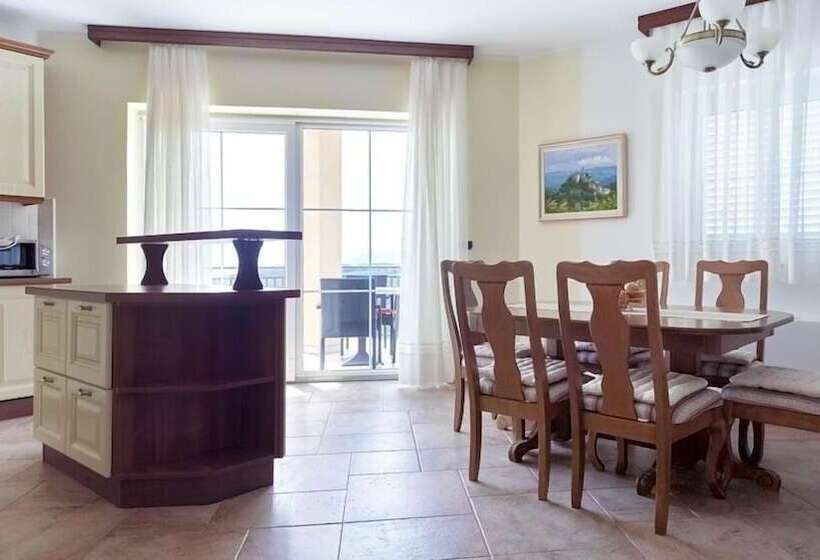 آپارتمان کامفورت 2 خوابه, Apartments Villa Venera