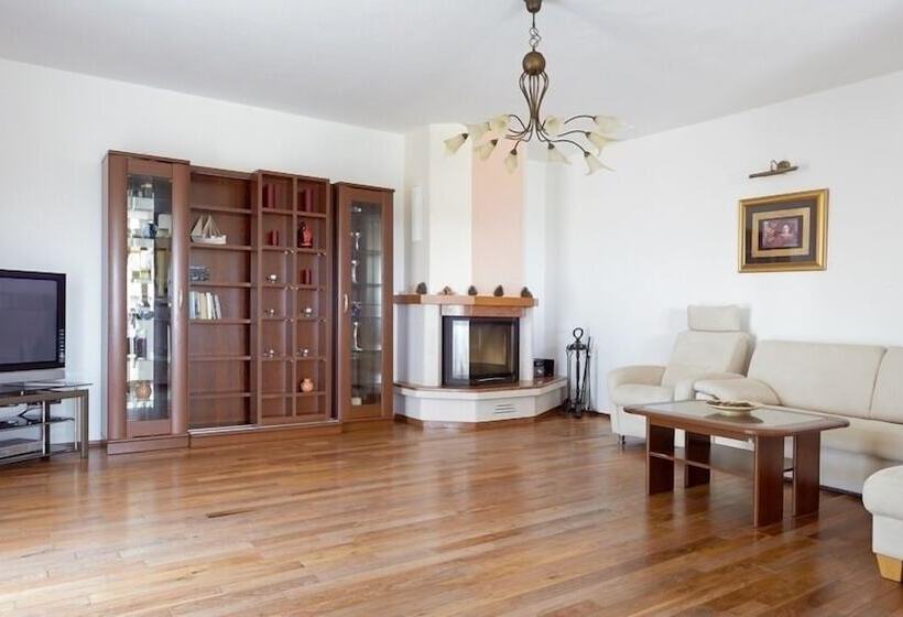 آپارتمان کامفورت 2 خوابه, Apartments Villa Venera