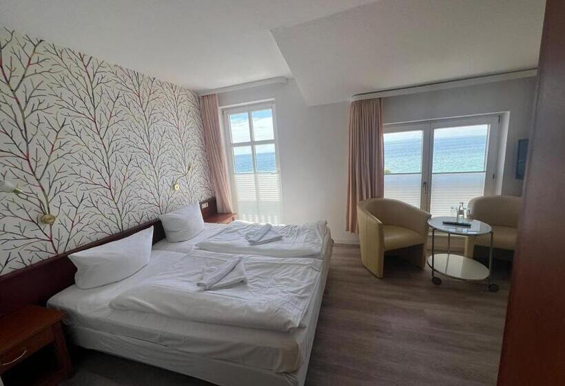 غرفة ديلوكس مطلّة علي البحر, Fährblick Pension Direkt Am Wasser