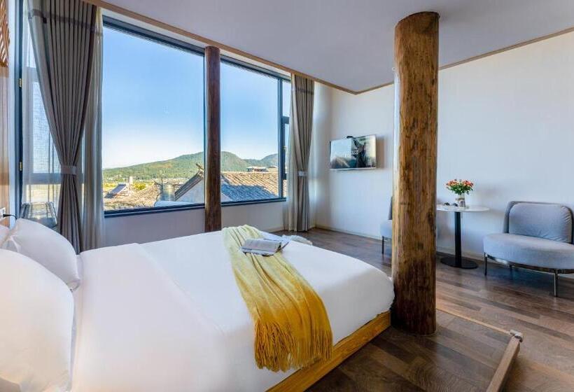 غرفة عائلية مطلّة علي الجبل, Xinyue Suying Holiday