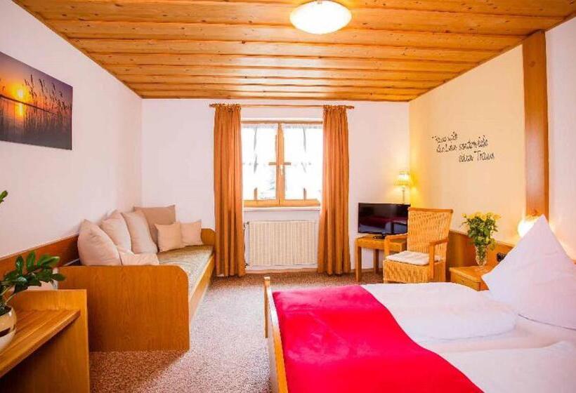 スタンダードトリプルルーム, Pension Zum Schmidbäcker