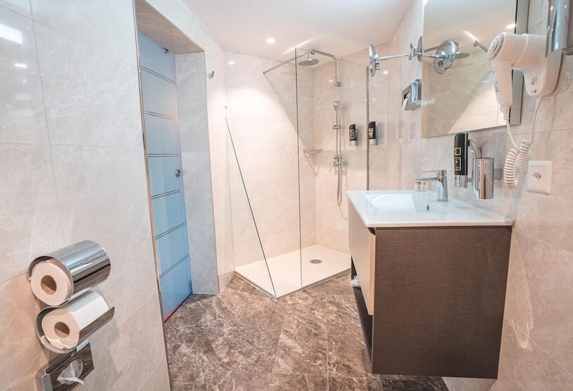 스탠다드 트리플 룸, My Home Hotel Free Parking