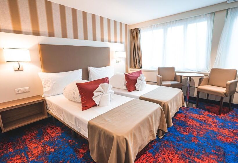 Номер бизнес-класса, My Home Hotel   Free Parking
