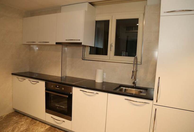 패밀리 룸, My Home Hotel Free Parking