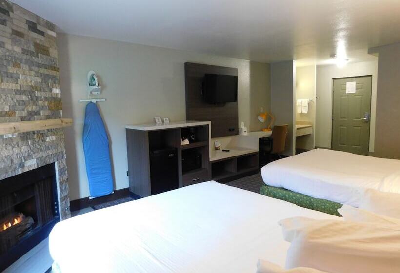 디럭스 룸, Days Inn & Suites By Wyndham Downtown Gatlinburg Parkway