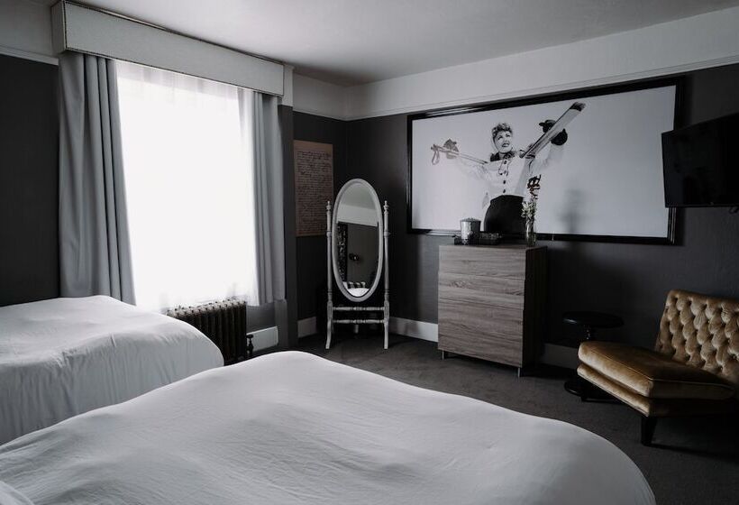 غرفة قياسية, Hood River