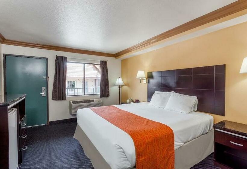 غرفة قياسية, Howard Johnson By Wyndham Norco