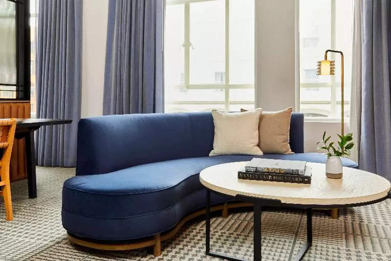 سوییت لوکس, Kimpton Hotel Monaco Denver, An Ihg