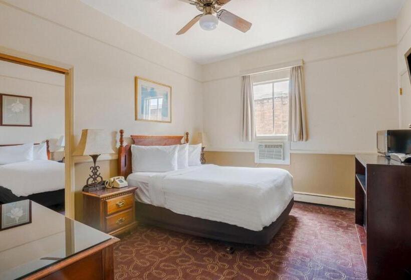 إستديو عائلى, St. Michael