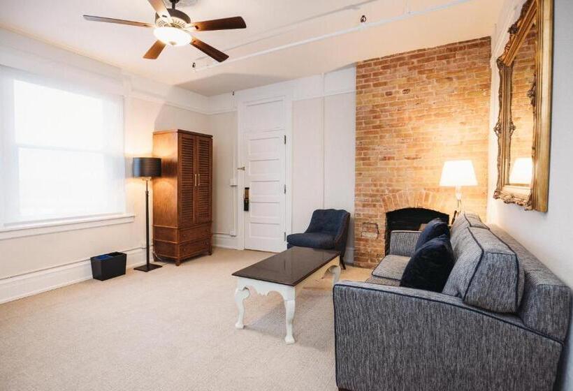 带大床的标准工作室, Colorado