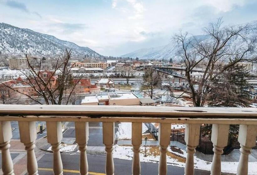 小型套房带阳台, Colorado