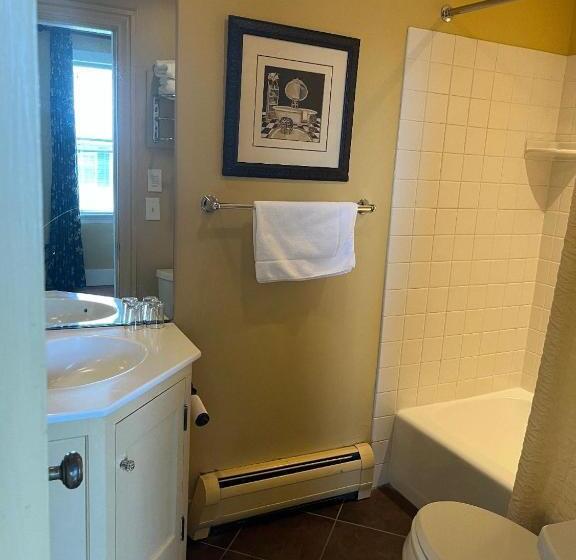 غرفة ديلوكس سرير كينج, The Inn At Montpelier