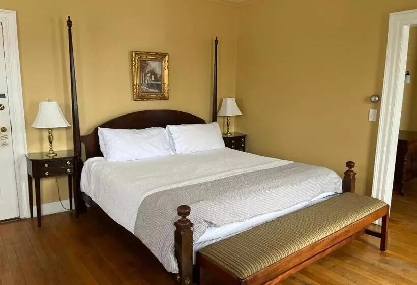キングサイズベッドのデラックスルーム, The Inn At Montpelier