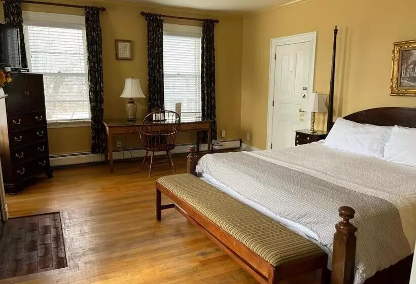 キングサイズベッドのデラックスルーム, The Inn At Montpelier