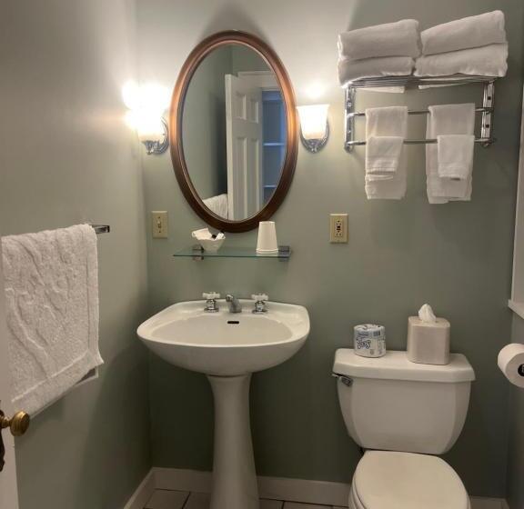 غرفة ديلوكس سرير كينج, The Inn At Montpelier