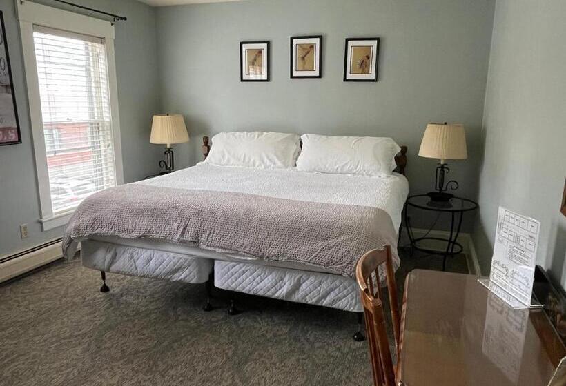 غرفة سوبيريور سرير كينج, The Inn At Montpelier