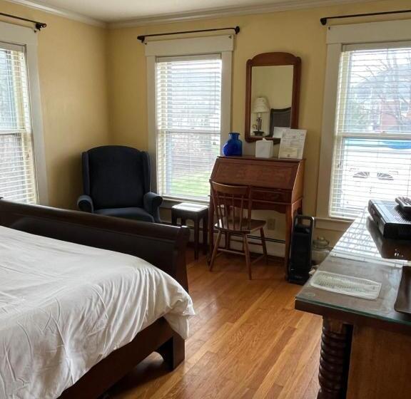 غرفة سوبيريور, The Inn At Montpelier