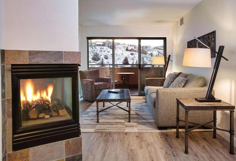 סוויטה נוף להרים, The Inn At Riverwalk