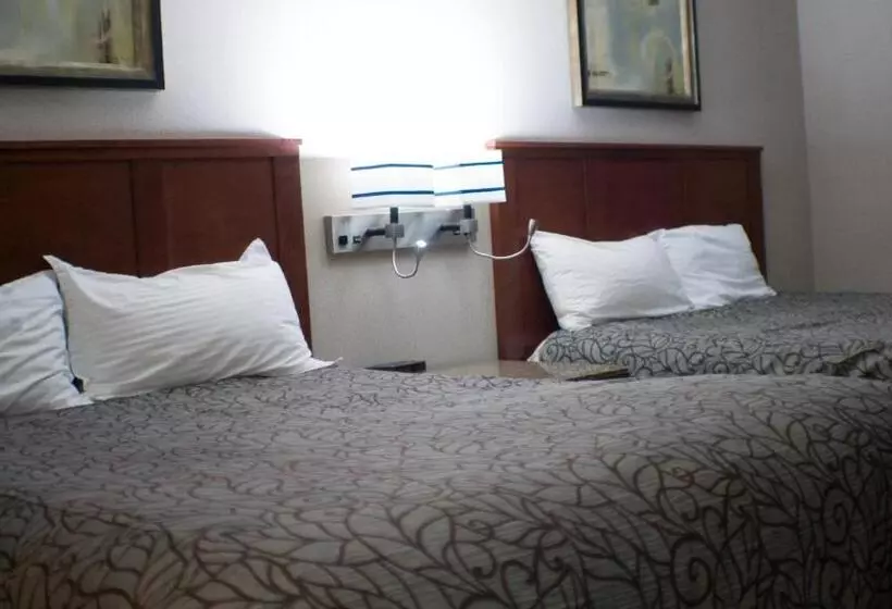 スタンダードインサイドビュールーム, Rodeway Inn & Suites