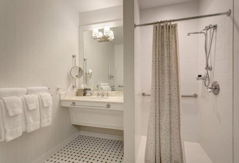 غرفة قياسية داخلية, Inn At Bay Harbor, Autograph Collection