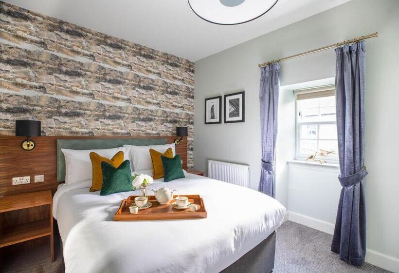 Номер Deluxe, Blackfriars