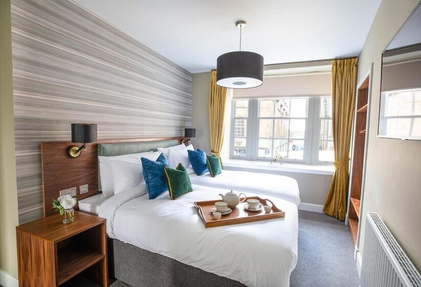 Номер Deluxe, Blackfriars