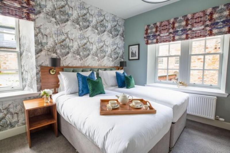 Номер Deluxe, Blackfriars