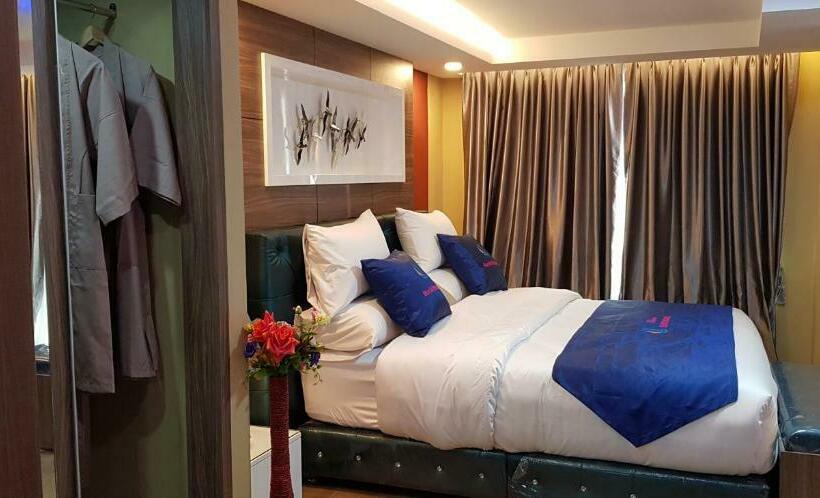 デラックスルーム, Bluetel Re Sidence Bangkok Impact 1 Time Drop Off Service To Impact