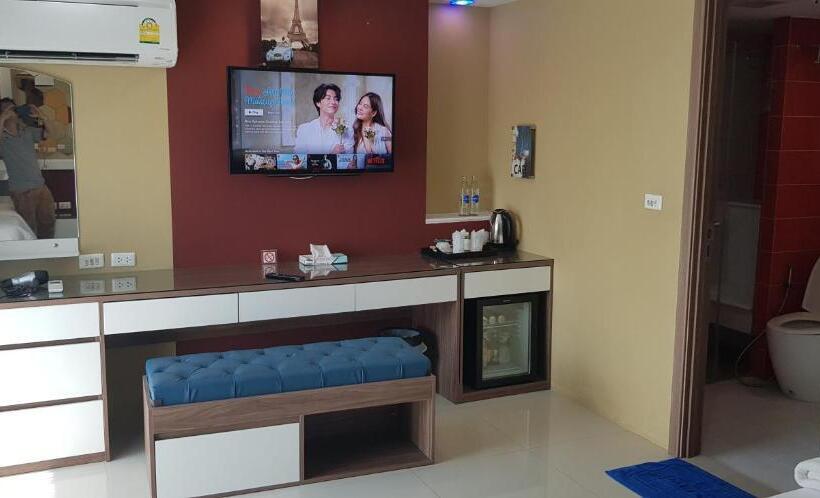 デラックストリプルルーム, Bluetel Re Sidence Bangkok Impact 1 Time Drop Off Service To Impact