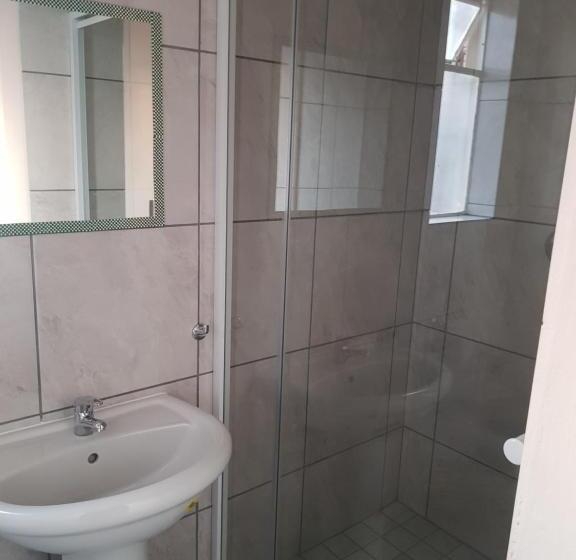 اتاق لوکس, Alimop Guesthouse