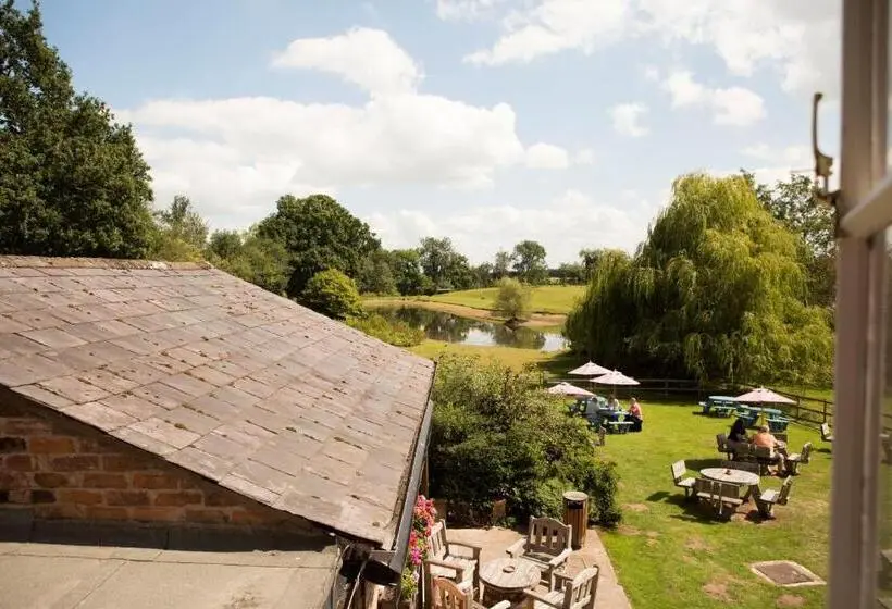 اتاق استاندارد, Alvanley Arms, Cotebrook