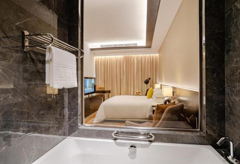 غرفة قياسية سرير كينج, Johari Rotana