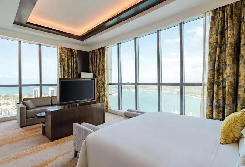 سوئیت رویال, Johari Rotana