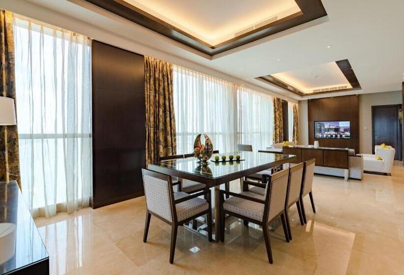 جناح ملكى, Johari Rotana