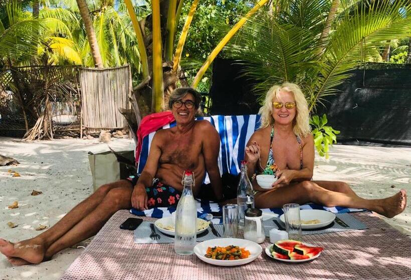 غرفة قياسية مطلّة علي الحديقة, White Tern Maldives