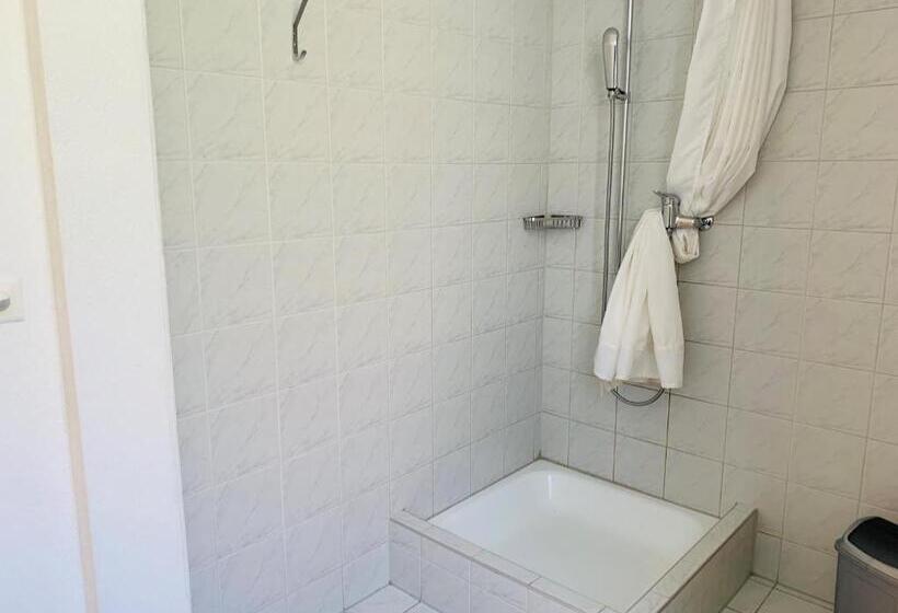 Quarto Estandar Individual, Residence Zur Musegg