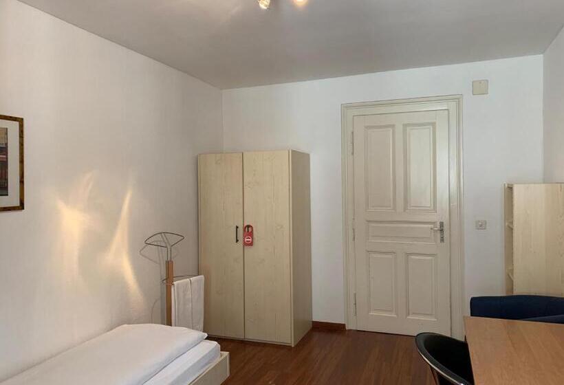 Quarto Estandar Individual, Residence Zur Musegg